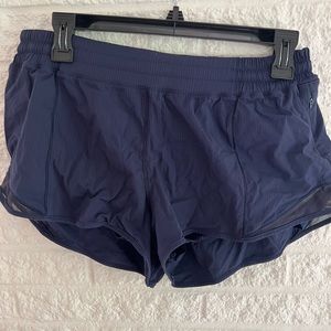 Lululemon hotty hot shorts size 10